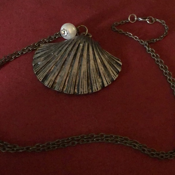 Shell necklace - Picture 4 of 7